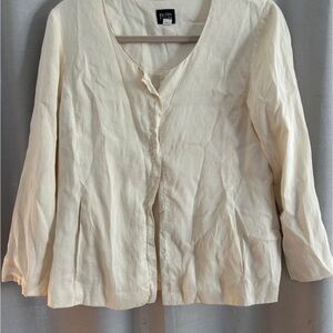 Eileen Fisher size small / medium ladies jacket 100% silk off white color